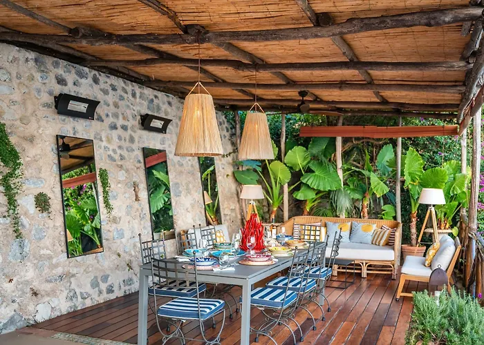 Vettica Villa